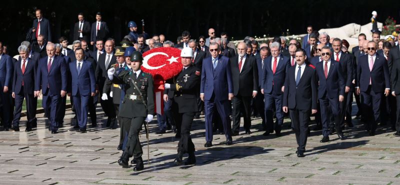 BAKAN ÖZER, CUMHURBAŞKANI ERDOĞAN BAŞKANLIĞINDAKİ DEVLET ERKANI İLE ANITKABİR