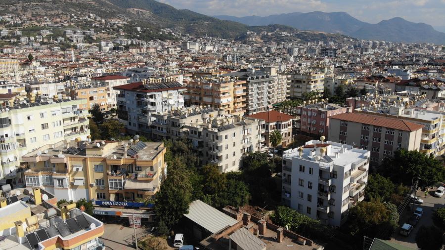 Alanya’da konut sahibi yabancılar mülklerini günlük ve aylık kiraya veriyor