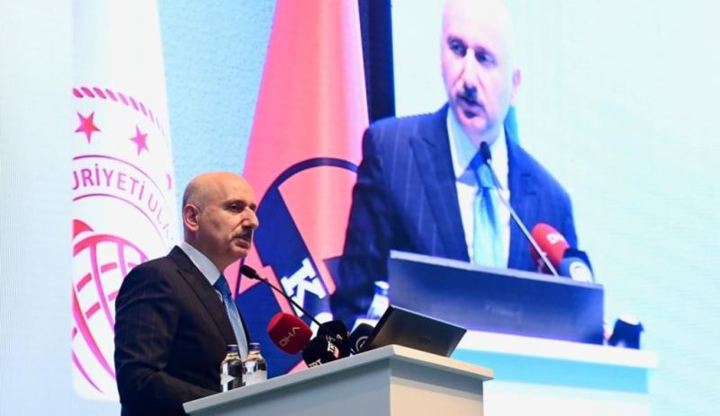 ULAŞTIRMA VE ALTYAPI BAKANI KARAİSMAİLOĞLU: BETON YOLLARDA DENEYİM SAHİBİ OLAN HER ÜLKE VE BİRİMLE İŞ BİRLİĞİNE HAZIRIZ