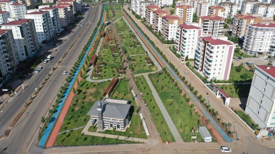 Bağlar Belediyesi ilçeye 43 ayda 11 park kazandırdı