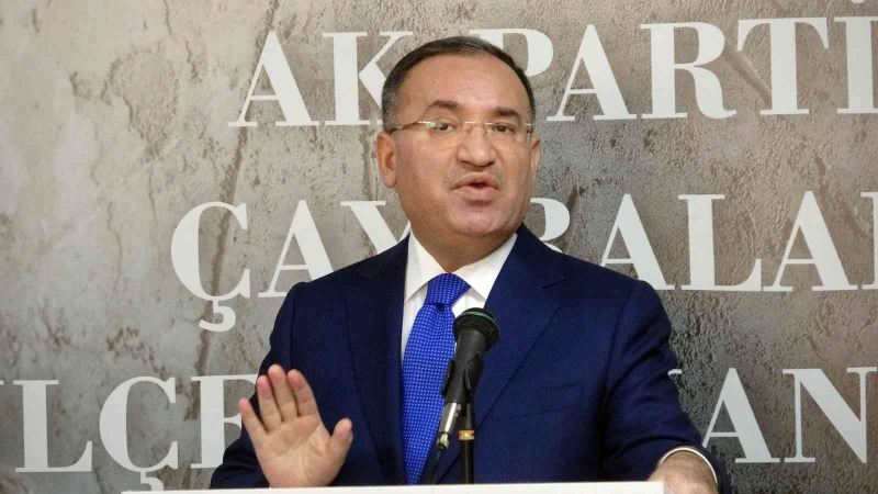 Bakan Bozdağ: “Yunanistan’ı, Amerika’sı, İsrail’i gördü ama 6’lı masa yok, görmüyor”
