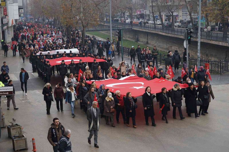 İlk kadın mitinginin yıldönümü etkinliği
