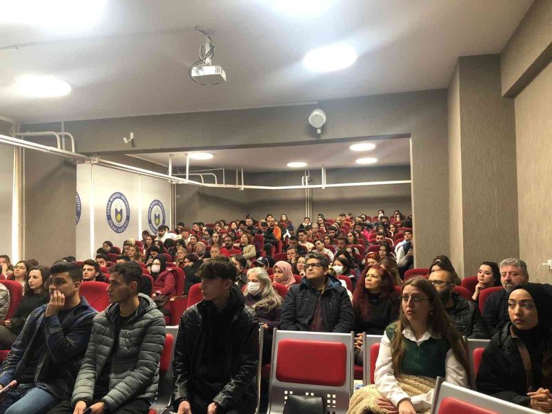 Koçarlı MYO’da ’Bağımlılıkla Mücadele Semineri’ düzenlendi
