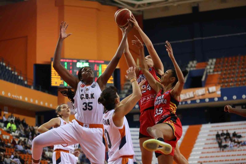 Çukurova Basketbol, evinde farklı kazandı
