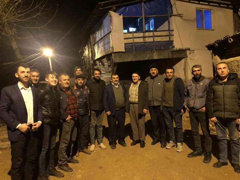 Ak Parti Gediz İlçe Başkanı Mehmet Erkan köy gezilerine devam ediyor
