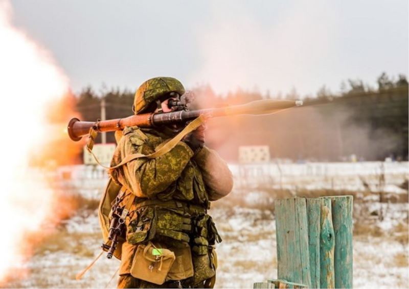 Rusya, Kaliningrad’da tatbikata başladı
