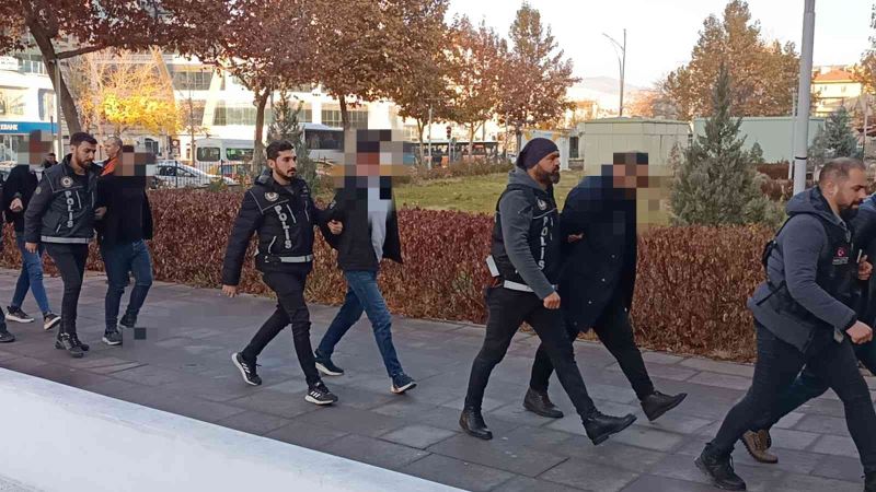 Kırşehir’de uyuşturucu operasyonu 29 gözaltı
