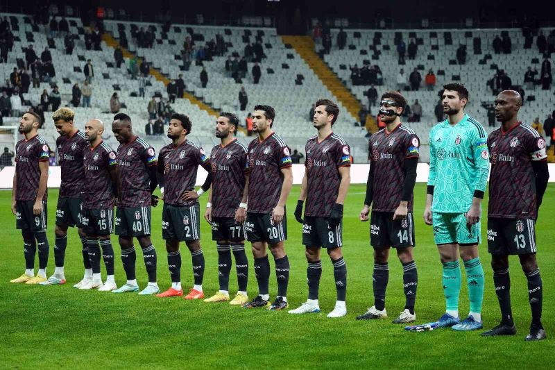 Ziraat Türkiye Kupası: Beşiktaş: 0 - Şanlıurfaspor: 2 (Maç devam ediyor)
