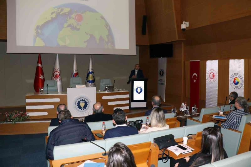 Manisa TSO e-ihracata yönelik tanıtım toplantısı düzenledi
