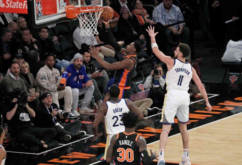 New York Knicks’i, Golden State Warriors da durduramadı
