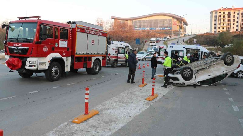 Yaralı baba ve kızı kurtarmak için zamanla yarıştılar
