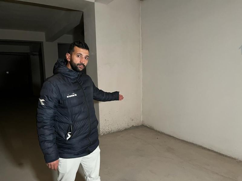 Apartman garajına girip 35 bin lira değerindeki motosikleti böyle çaldılar
