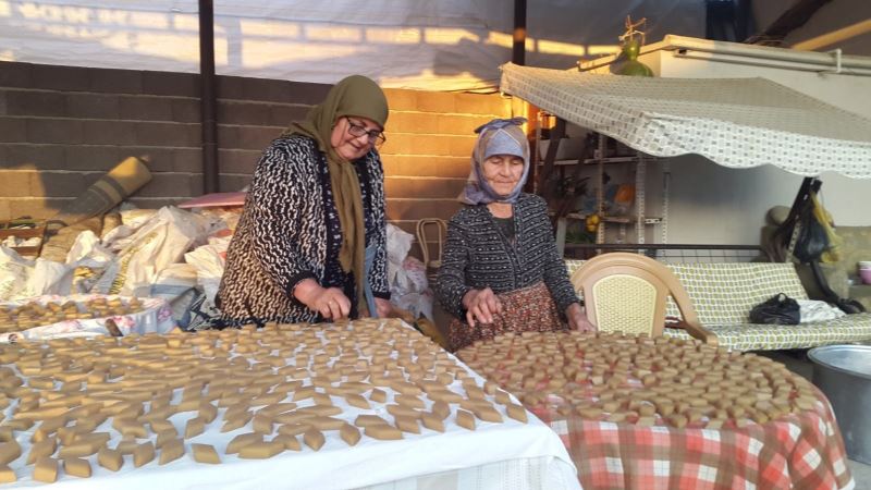 Sarıgöl’de üzüm mamulleri revaçta
