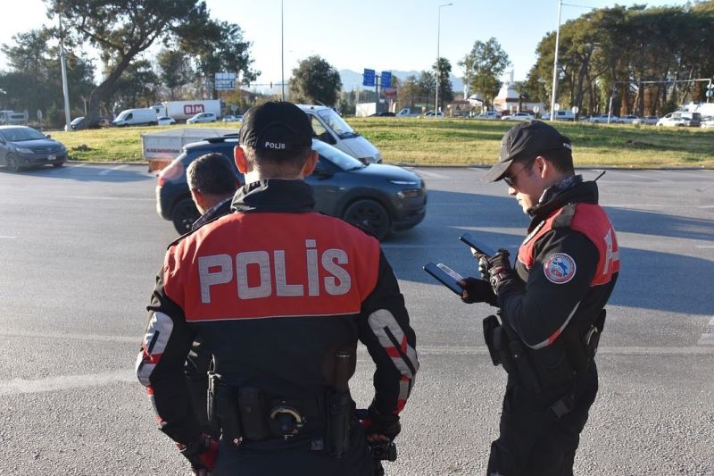 2 bin 135 sürücüye ceza, 141 araca trafikten men
