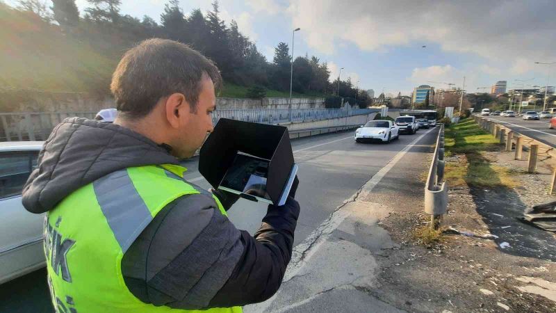 Trafik denetiminde drona yakalanan taksici: 