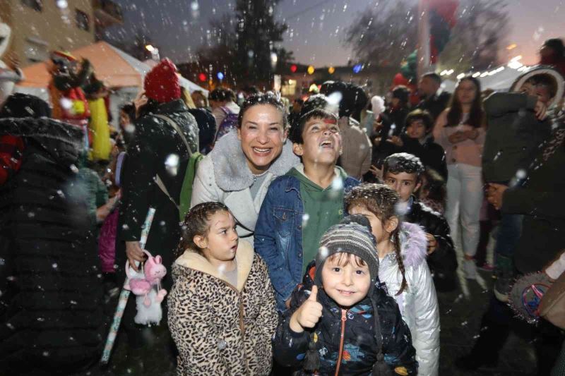 Selçuk’ta Yeni Yıl Panayırı açıldı
