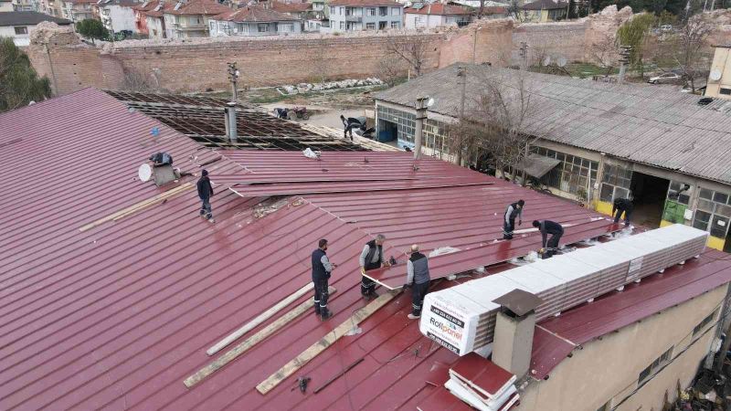 İznik’te bir uçtan bir uca çalışmalar devam ediyor
