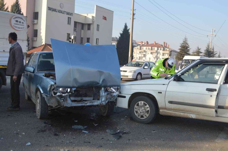 Tavşanlı’da trafik kazası: 1 yaralı
