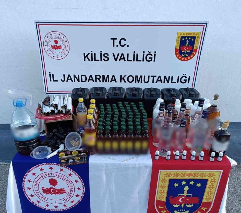 Kilis’te kaçak içki operasyonu
