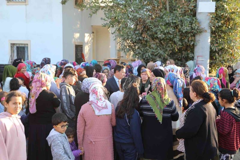 Bodrum Belediyesi, çocuklara yeni yıl sevinci yaşattı
