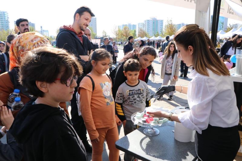 Kayapınar’da vatandaşlara ‘kahve festivali’
