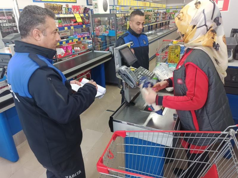 Adıyaman’da marketlere denetim sürüyor
