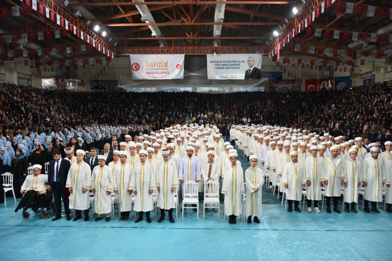 Kahramanmaraş’ta 600 hafız için icazet merasimi yapıldı
