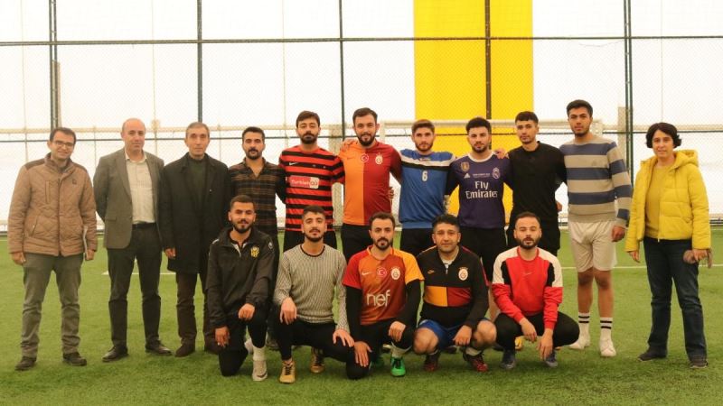 Öğrenciler spor ile stres atıyor
