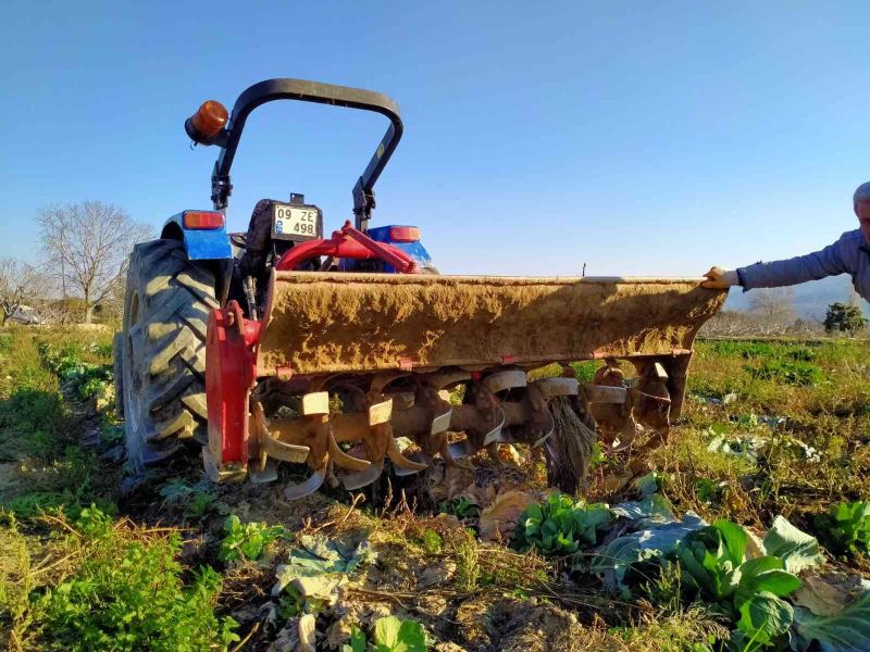 Çapa makinesine ayağını kaptıran şahıs ağır şekilde yaralandı
