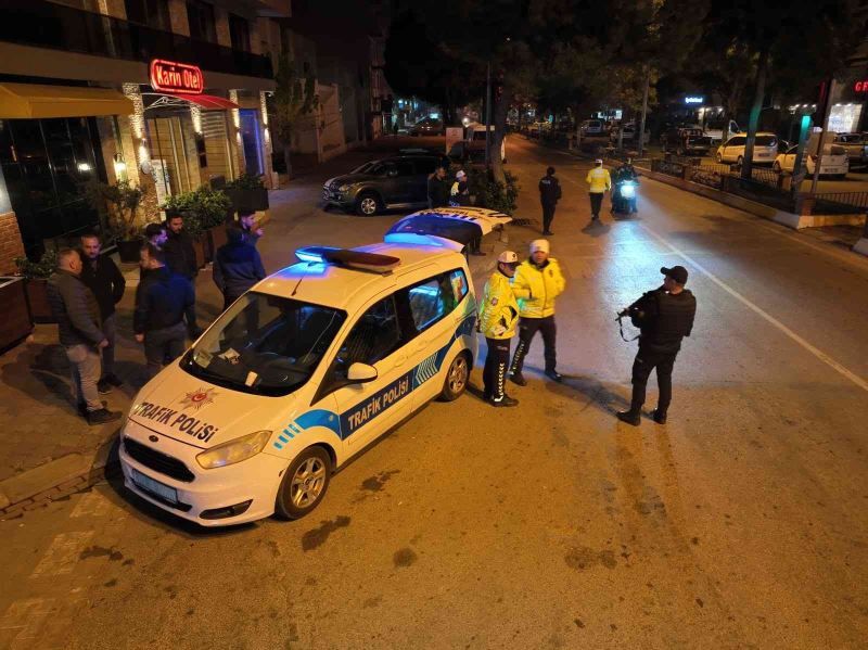 Nazilli emniyeti yeni yıl gecesi kuş uçurtmadı
