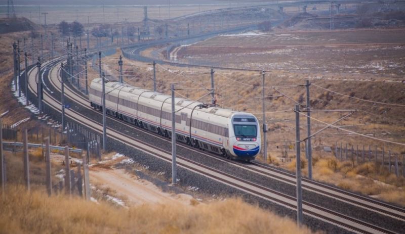 ULAŞTIRMA VE ALTYAPI BAKANLIĞI: YARIYIL TATİLİNDE TRENLERE EK SEFER