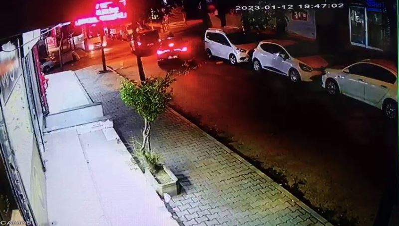 Vicdansız sürücü yaşlı adama çarpıp kaçtı
