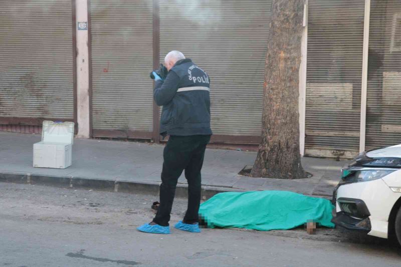 Kahramanmaraş’ta silahlı kavga: Baba olay yerinde, oğlu hastanede hayatını kaybetti
