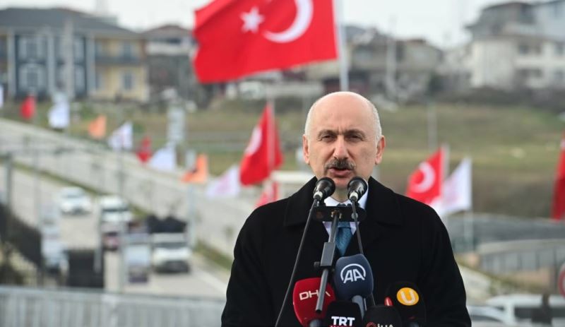 ULAŞTIRMA VE ALTYAPI BAKANI KARAİSMAİLOĞLU: YALOVA OTOGAR KAVŞAĞI KÖPRÜSÜ İLE KARAYOLU BAĞLANTILARINI GÜÇLENDİRDİK