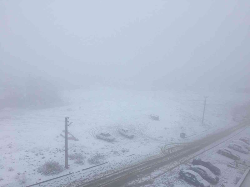 Adıyaman’a beklenen kar yağdı
