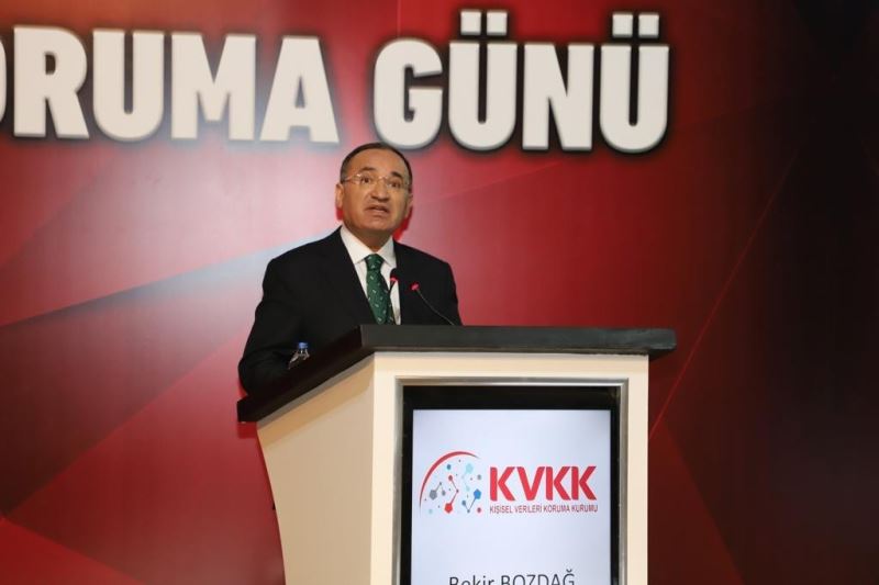 Bakan Bozdağ: 