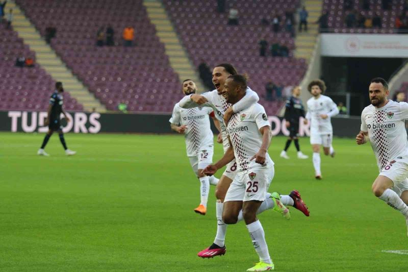 Spor Toto Süper Lig: A. Hatayspor: 2 - Trabzonspor: 1 (Maç sonucu)
