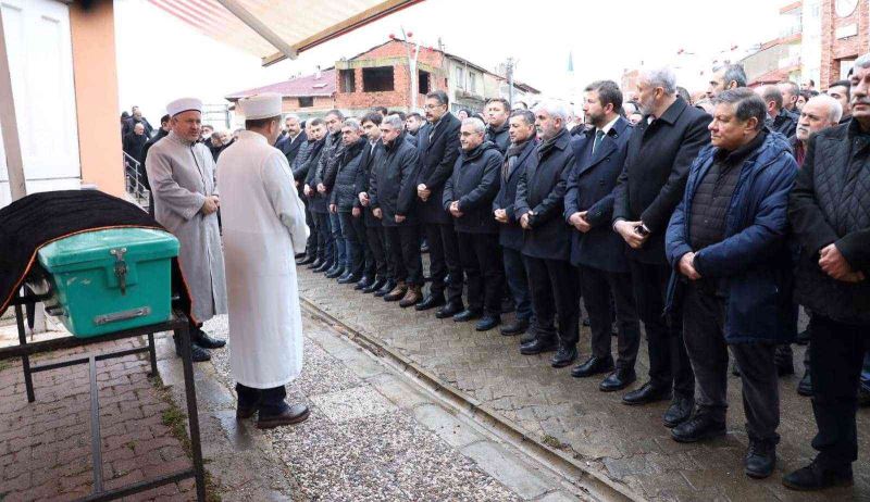 Kütahya Belediye Başkanı Alim Işık’ın annesi vefat etti
