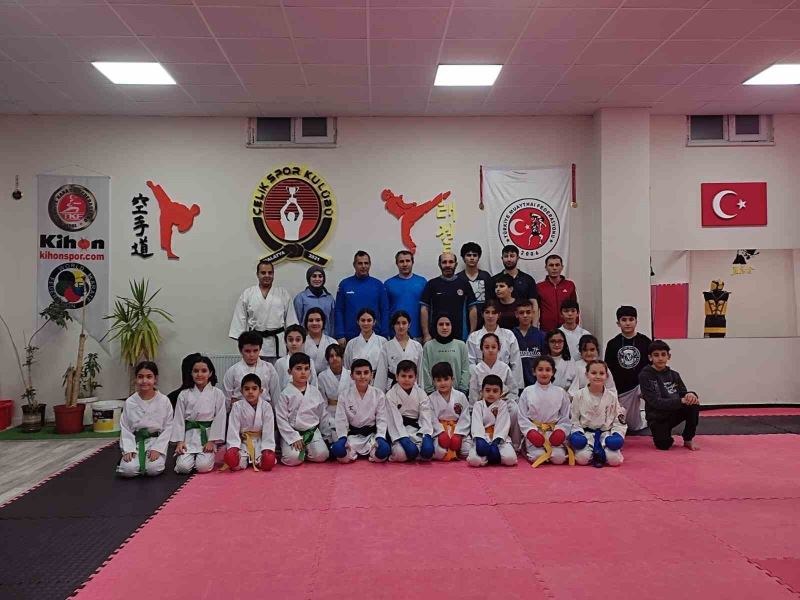 Karate sporcularına gelişim semineri
