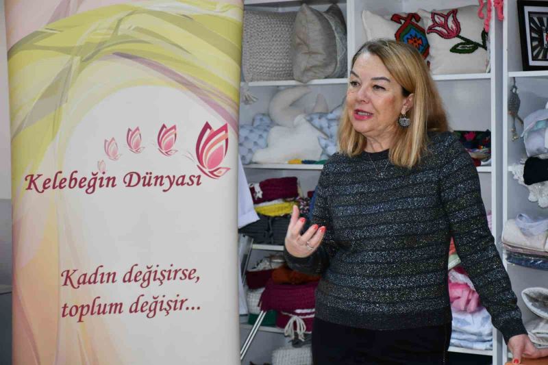 Dr. İlay Yılmazlar: 