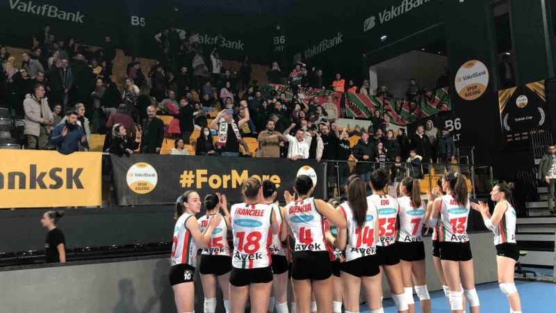 Karşıyaka Voleybol, sezon rekorunu kırdı
