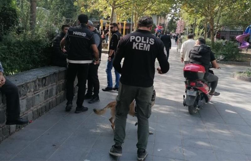 Emniyetin uyuşturucu operasyonlarında bir haftada 9 tutuklama
