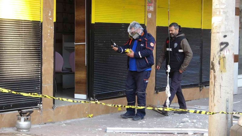 Sigara yakmak istedi, bomba gibi patladı
