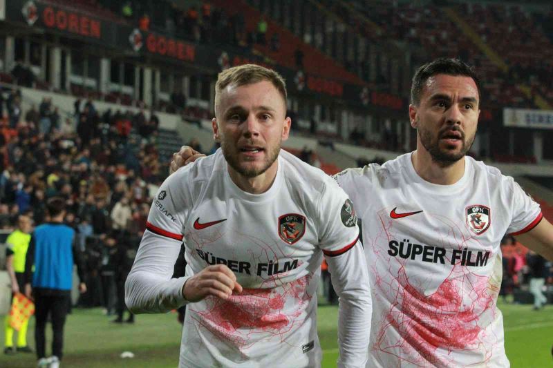 Spor Toto Süper Lig: Gaziantep FK: 1 - Başakşehir: 1 (Maç Sonucu)
