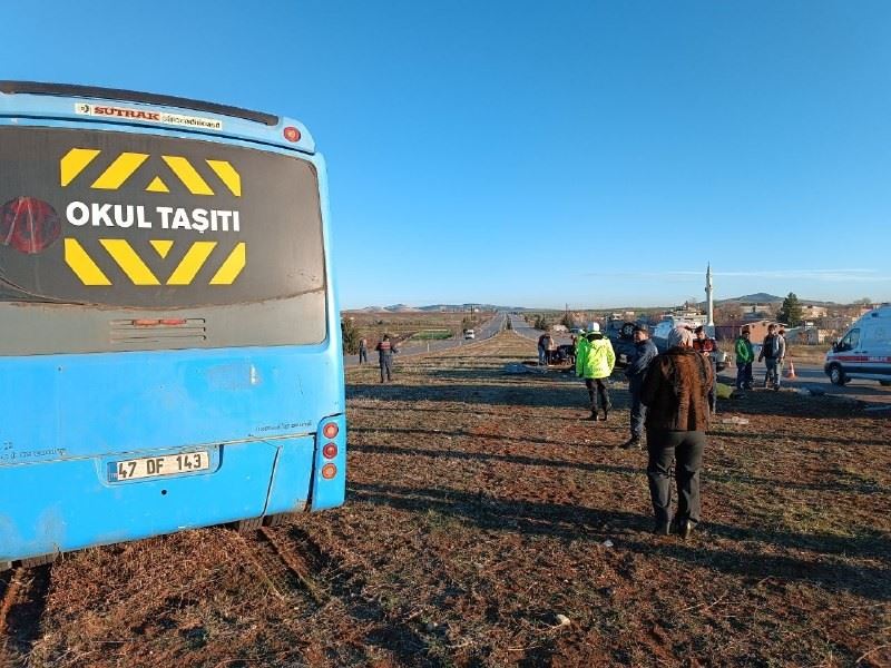 Gaziantep’te öğrenci servisi ile işçi servisi çarpıştı: 1 ölü, 12 yaralı
