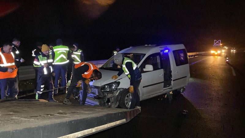 Kuzey Marmara Otoyolu’nda alkollü sürücü seyir halindeki otomobile arkadan çarptı: 6 yaralı
