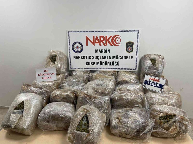 Mardin’de 105 kilogram esrar ele geçirildi, 5 kişi tutuklandı
