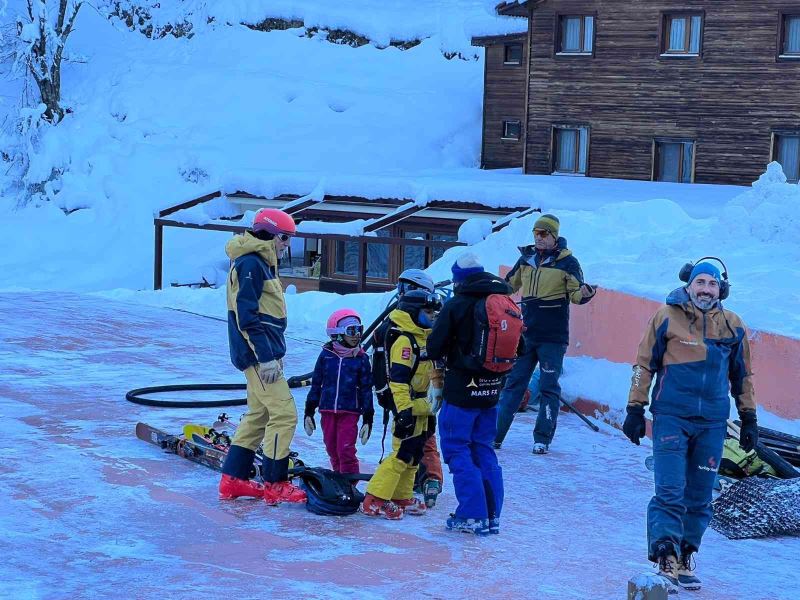 Kaçkarlar’da Heliski heyecanına bu yıl ilk kez çocuklar da katıldı
