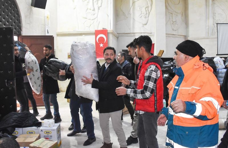 Nusaybin’den 124 tır yardım deprem bölgelerine gönderildi
