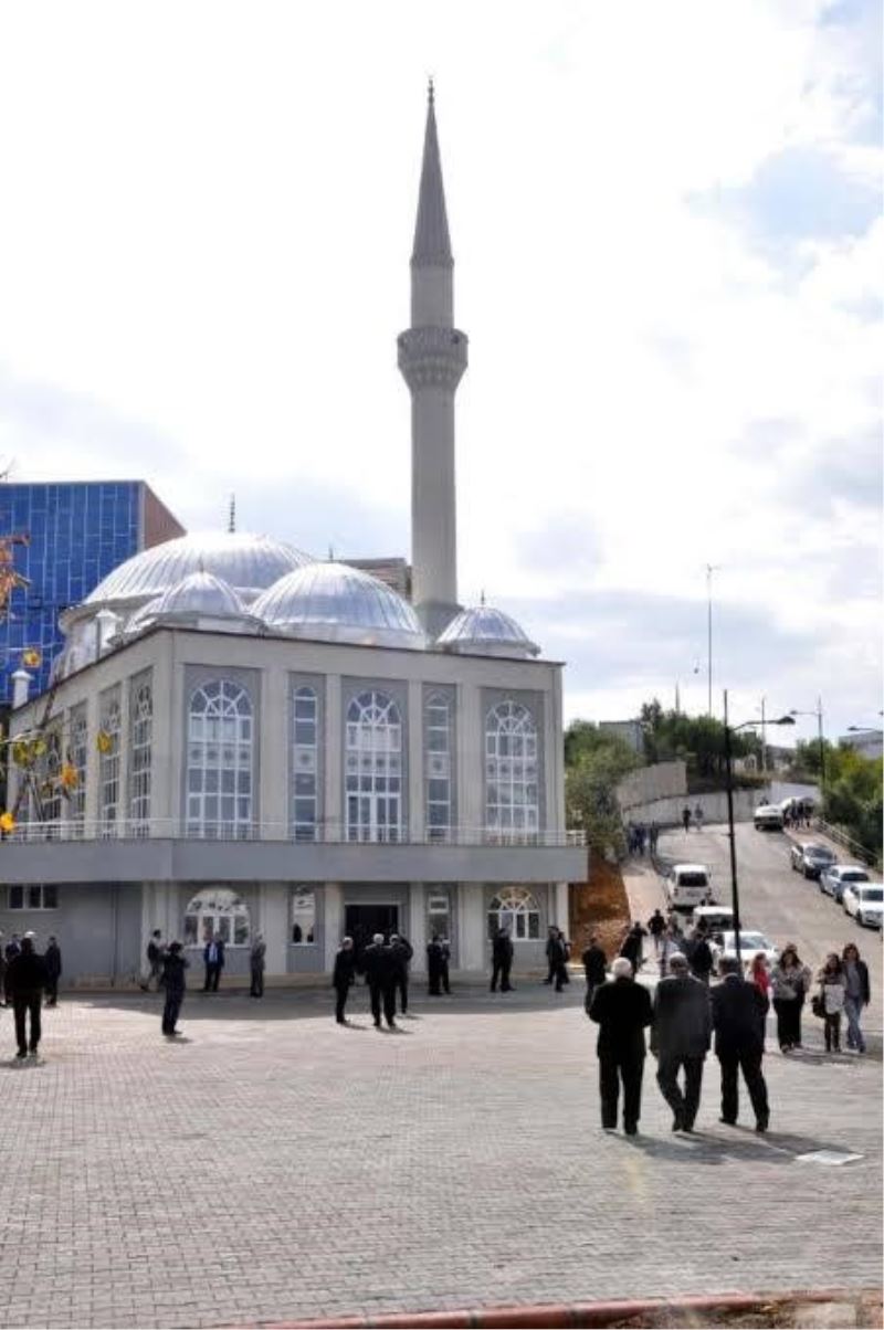 ZBEÜ’den depremde vefat edenler için hatim duası
